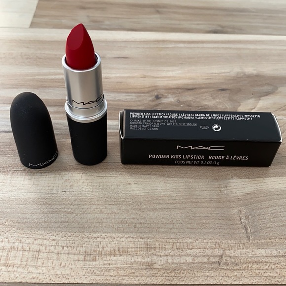 🎉🎉HOST PICK 🎉🎉 M·A·C Cosmetics Makeup Bundle - Picture 2 of 6